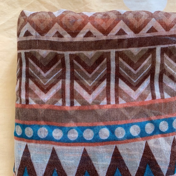 3/$15 Charlotte Russe // Patterned Scarf - Picture 2 of 5